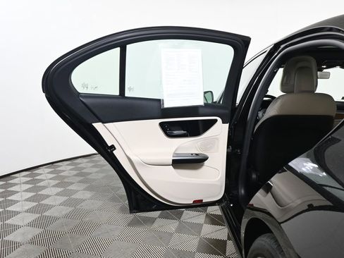 Certified 2025 Mercedes-Benz C 300 4MATIC Sedan image 31