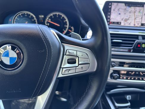 Used 2018 BMW 750i image 37