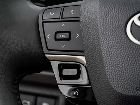 New 2026 Toyota Camry XLE w/ Premium Plus Package image 33