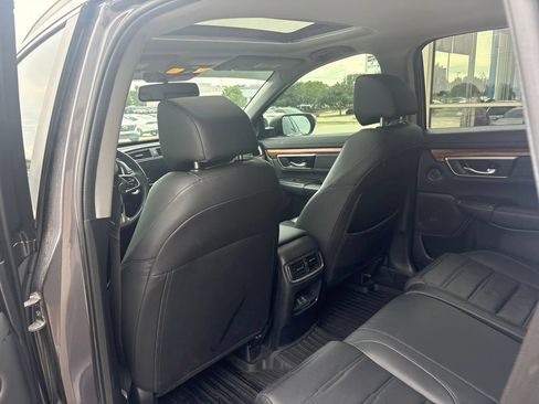 Used 2020 Honda CR-V Touring image 38