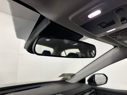 Used 2025 Toyota Camry LE image 18