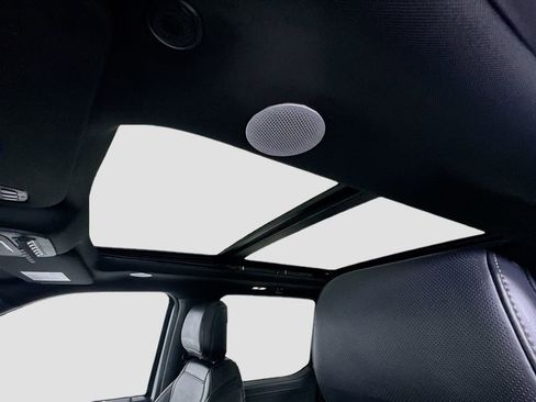 Used 2023 Ford F150 Raptor w/ Raptor Carbon Fibre Package image 11