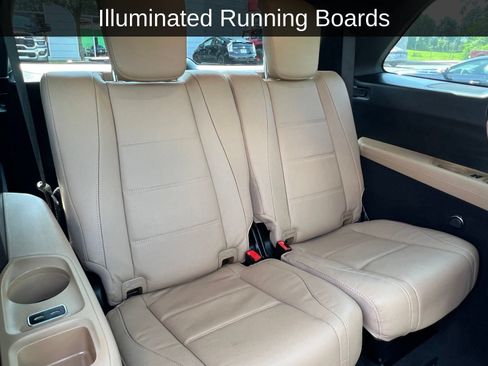 Used 2024 Mercedes-Benz GLS 450 4MATIC image 7