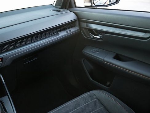 Certified 2025 Honda CR-V Sport image 29