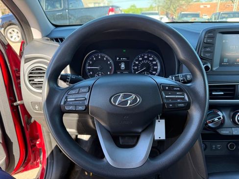 Used 2021 Hyundai Kona SE FWD image 14