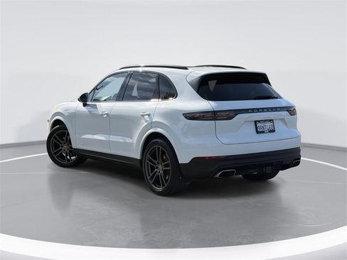 Used 2020 Porsche Cayenne image 5