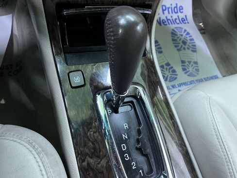 Used 2010 Cadillac DTS FWD image 23