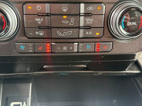 Used 2018 Ford F150 Platinum w/ Equipment Group 701A Luxury AWD/4WD image 38