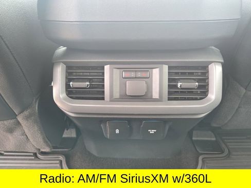 Used 2022 Ford F150 Lariat w/ Equipment Group 502A High AWD/4WD image 16