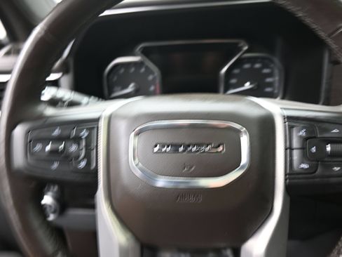 Used 2021 GMC Yukon XL Denali w/ Denali Premium Package AWD/4WD image 16