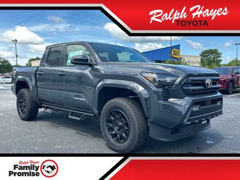Used 2026 Toyota Tacoma SR5 AWD/4WD image 1