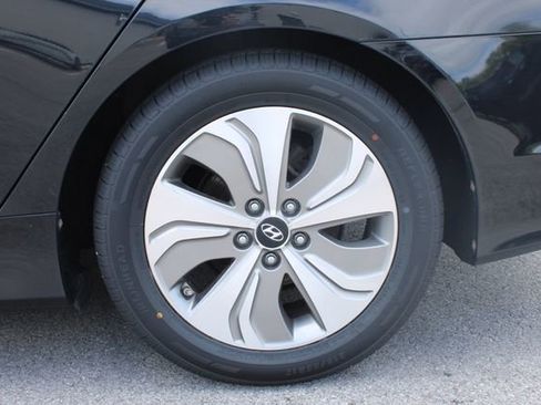 Used 2013 Hyundai Sonata Limited FWD image 34