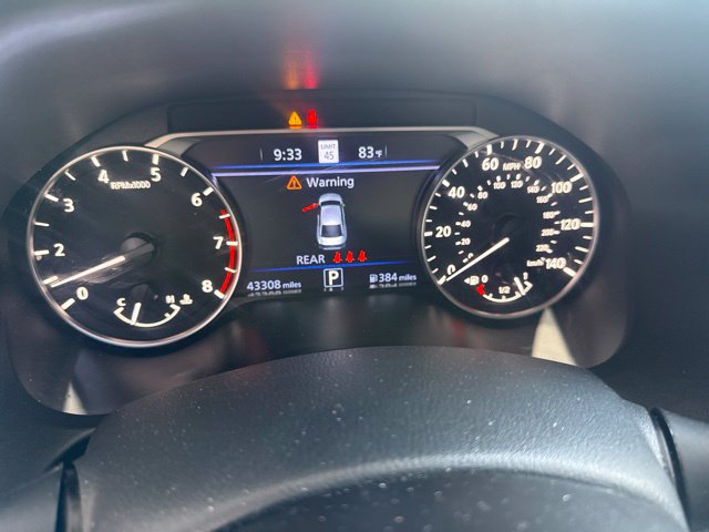 Used 2024 Nissan Altima 2.5 SV w/ SV Premium Package FWD image 13