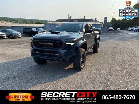 Used 2025 Toyota Tacoma TRD Pro AWD/4WD image 1