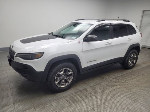 Used 2019 Jeep Cherokee Trailhawk w/ Cold Weather Group image 2
