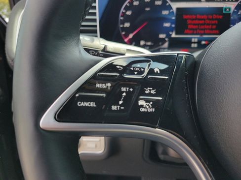 Certified 2025 Mercedes-Benz GLS 450 4MATIC image 21