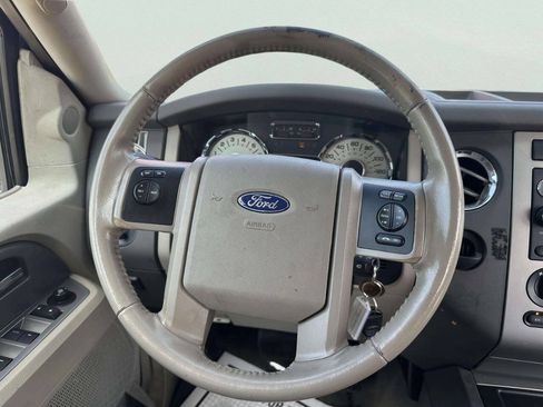 Used 2014 Ford Expedition XLT RWD image 26