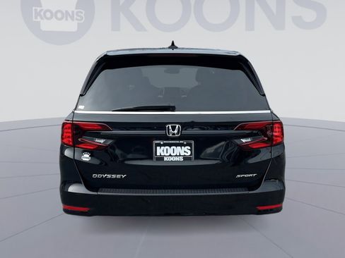 Used 2023 Honda Odyssey Sport image 5
