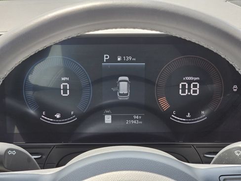 Used 2025 Hyundai Kona SEL FWD image 15