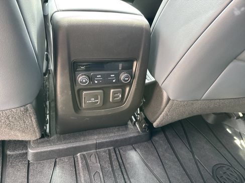 Used 2021 Buick Enclave Premium w/ Sun and Sites Package FWD image 12