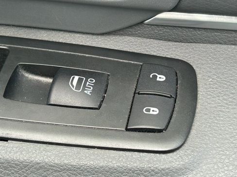 Used 2015 RAM 1500 Big Horn image 33