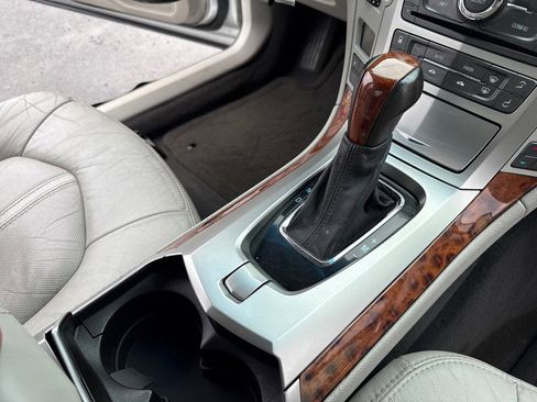 Used 2012 Cadillac CTS Luxury image 16