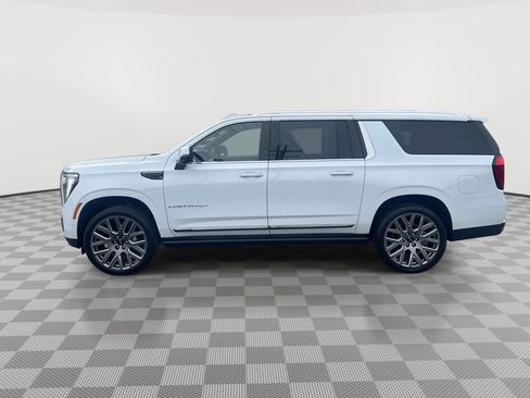 New 2026 GMC Yukon XL Denali Ultimate w/ LPO, Floor Liner Package AWD/4WD image 5