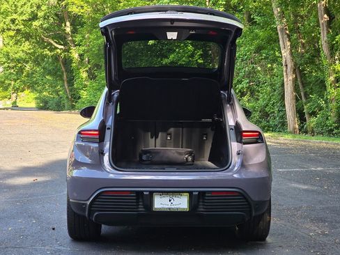 Used 2024 Porsche Macan 4 Electric AWD/4WD image 71