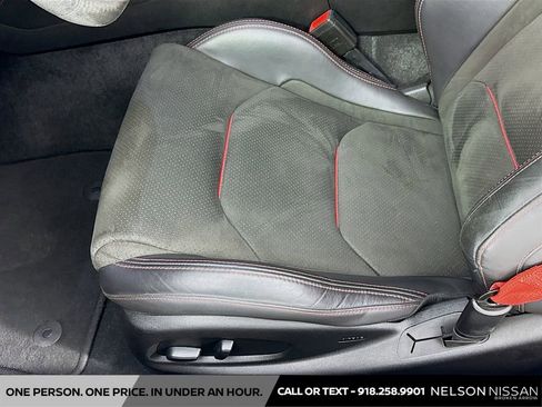 Used 2019 Chevrolet Camaro ZL1 RWD image 20