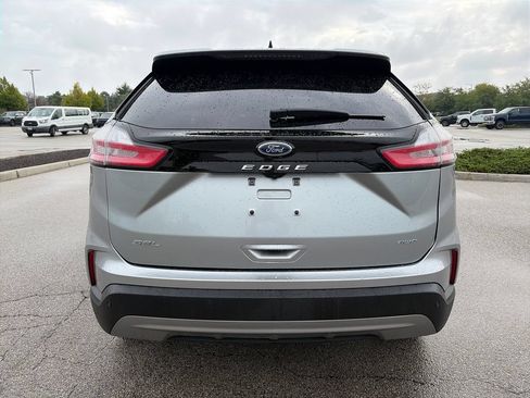 Used 2024 Ford Edge SEL w/ Convenience Package AWD/4WD image 6