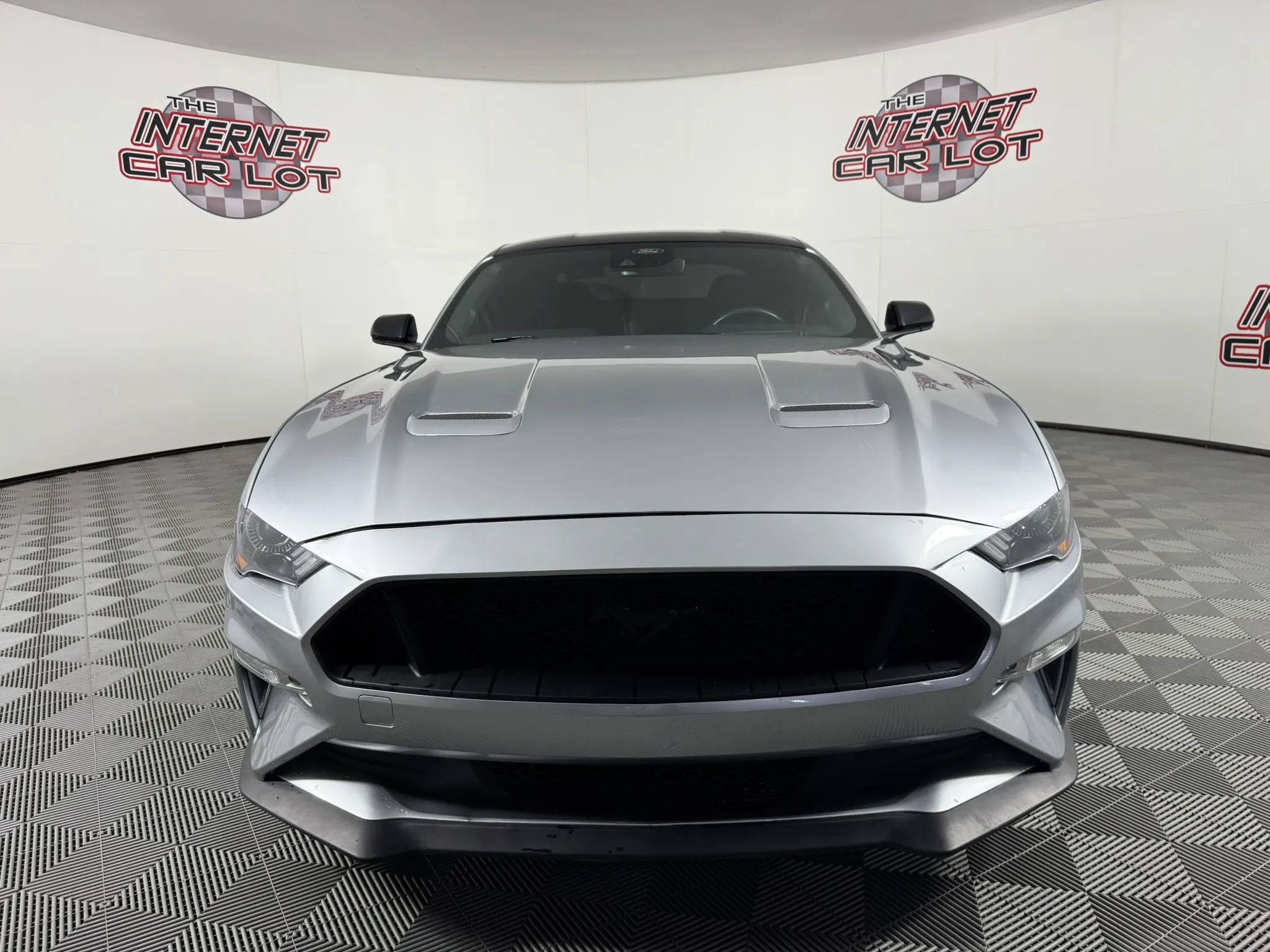 Used 2022 Ford Mustang GT w/ Equipment Group 301A RWD image 2