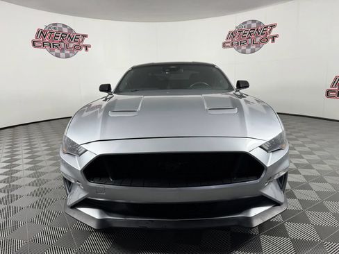 Used 2022 Ford Mustang GT w/ Equipment Group 301A RWD image 2