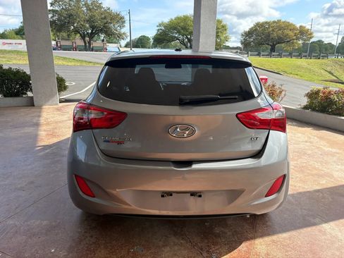 Used 2014 Hyundai Elantra GT FWD image 5
