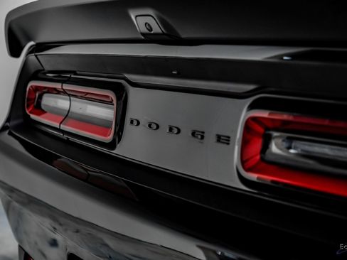 Used 2023 Dodge Challenger SRT Hellcat Redeye image 38