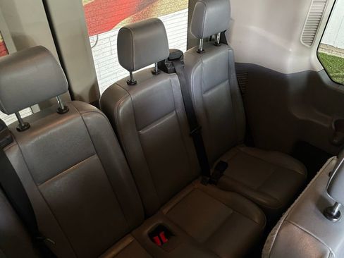 Used 2019 Ford Transit 350 XL image 23