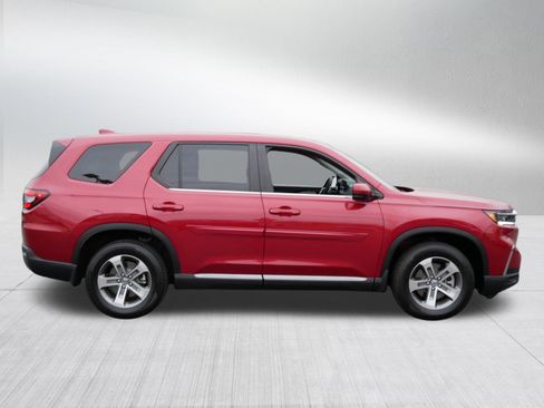 Used 2023 Honda Pilot EX-L image 8