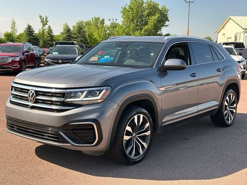 Used 2023 Volkswagen Atlas Cross Sport SEL Premium R-Line AWD/4WD image 4