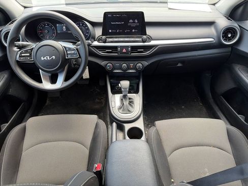 Used 2024 Kia Forte LXS FWD image 10