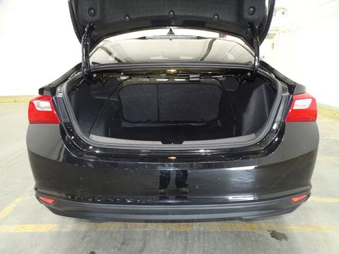 Used 2023 Chevrolet Malibu LT image 13