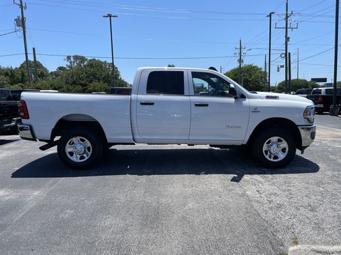 Used 2021 RAM 3500 Tradesman w/ Towing Technology Group AWD/4WD image 10
