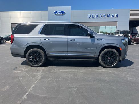 Used 2021 GMC Yukon SLT w/ SLT Premium Package image 7