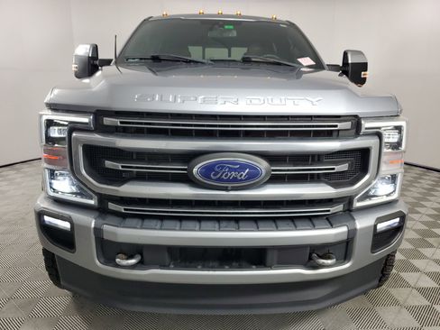 Used 2022 Ford F350 Platinum image 2