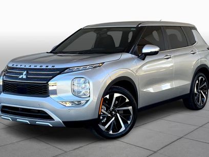 Used 2024 Mitsubishi Outlander SE