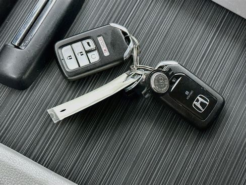 Used 2021 Honda Pilot EX-L image 24