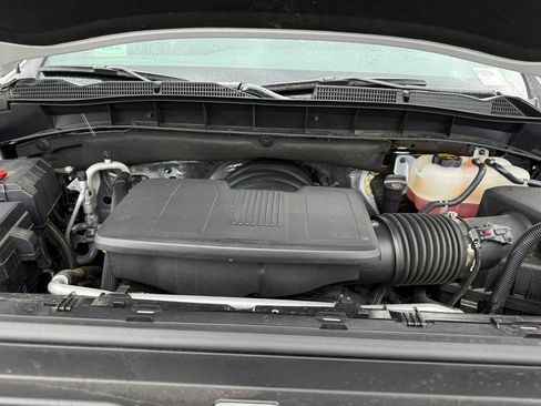 Used 2025 GMC Sierra 1500 AT4 w/ AT4 Premium Package AWD/4WD image 17