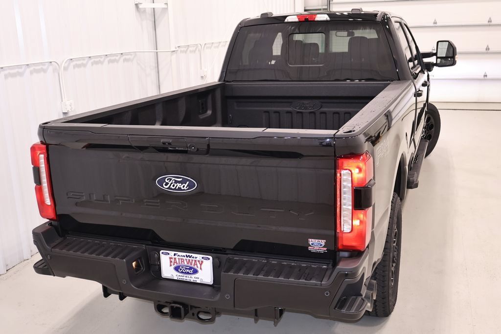 New 2027 Ford F350 Lariat w/ Black Appearance Package AWD/4WD image 47