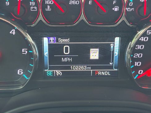 Used 2019 Chevrolet Tahoe LT RWD image 15