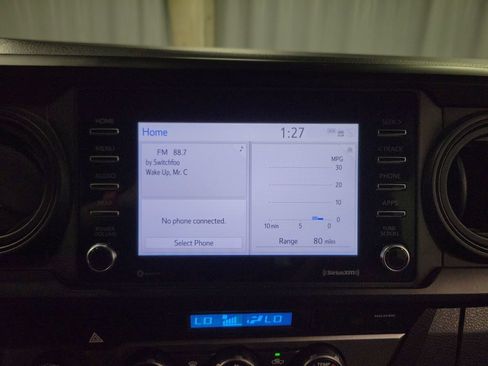 Used 2021 Toyota Tacoma SR AWD/4WD image 18