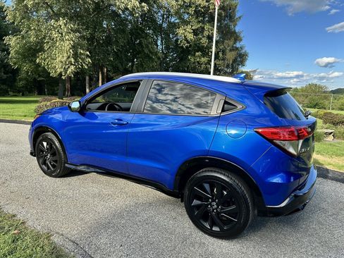 Used 2021 Honda HR-V Sport image 7