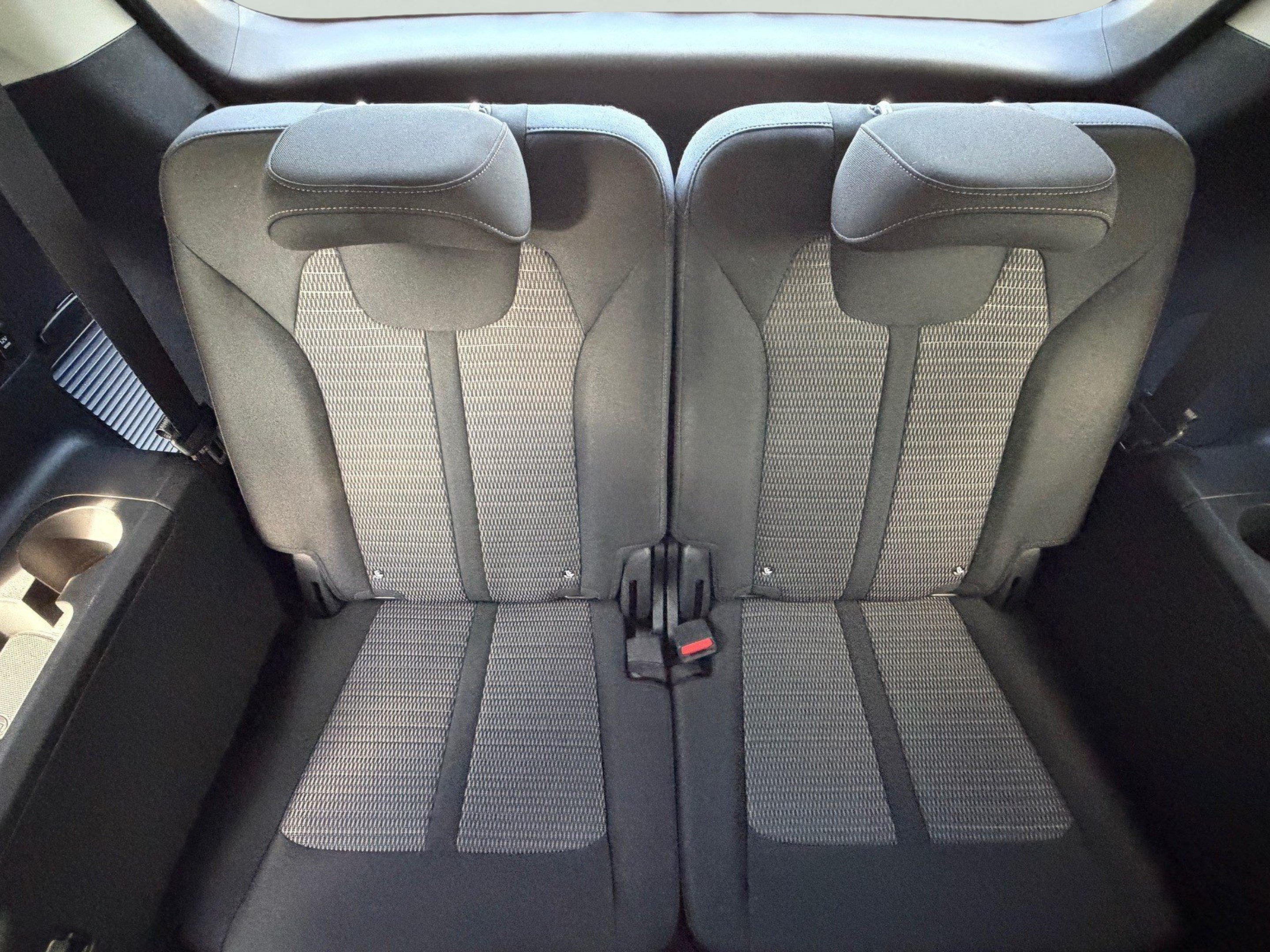 Certified 2026 Kia Sorento LX FWD image 22